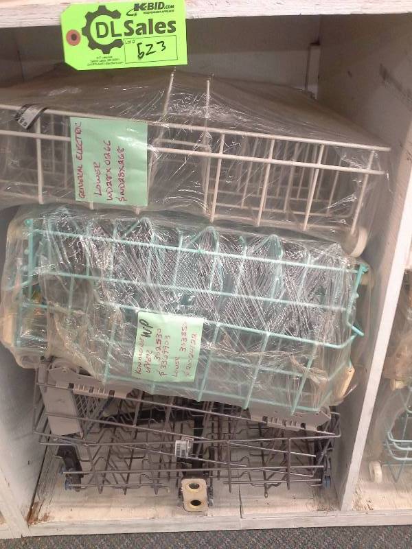 lot 523 image: Dishwasher Racks