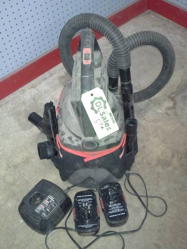 lot 574 image: Craftsman Shopvac
