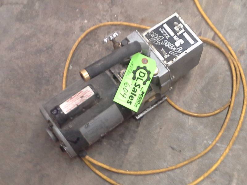 lot 604 image: Deep Vacuum Pump