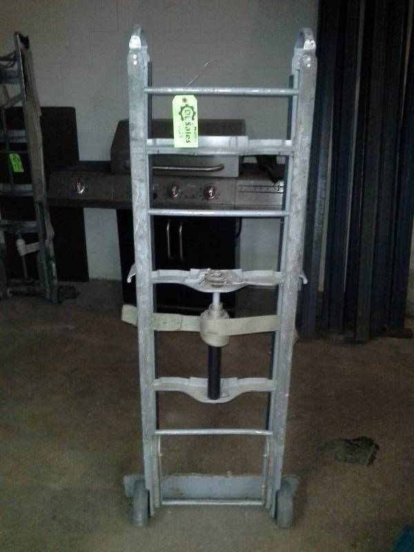 lot 628 image: Appliance Dolly
