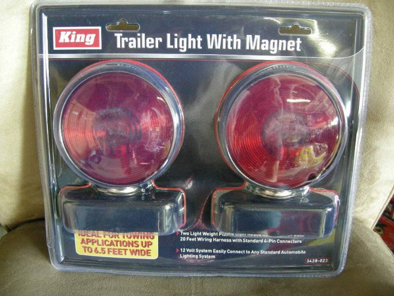 King Trailer Light with Magnet
