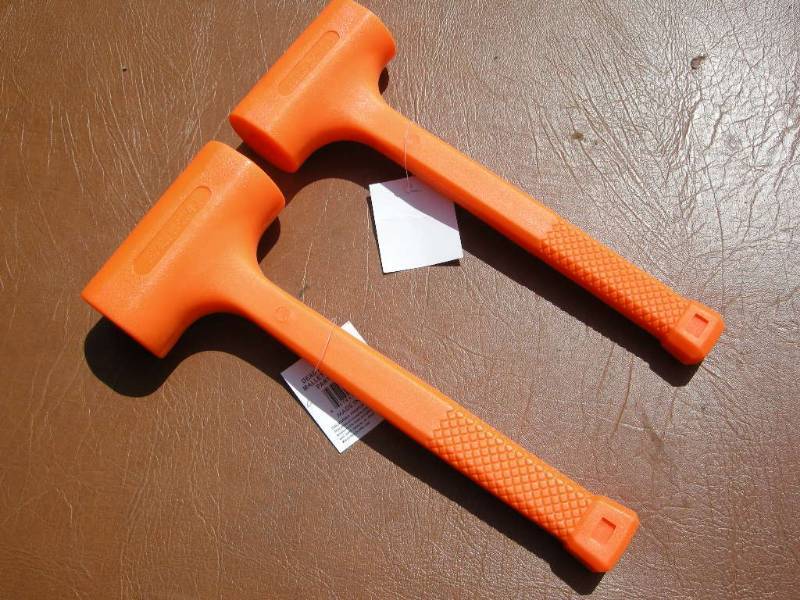2 Dead Blow Rubber Mallets