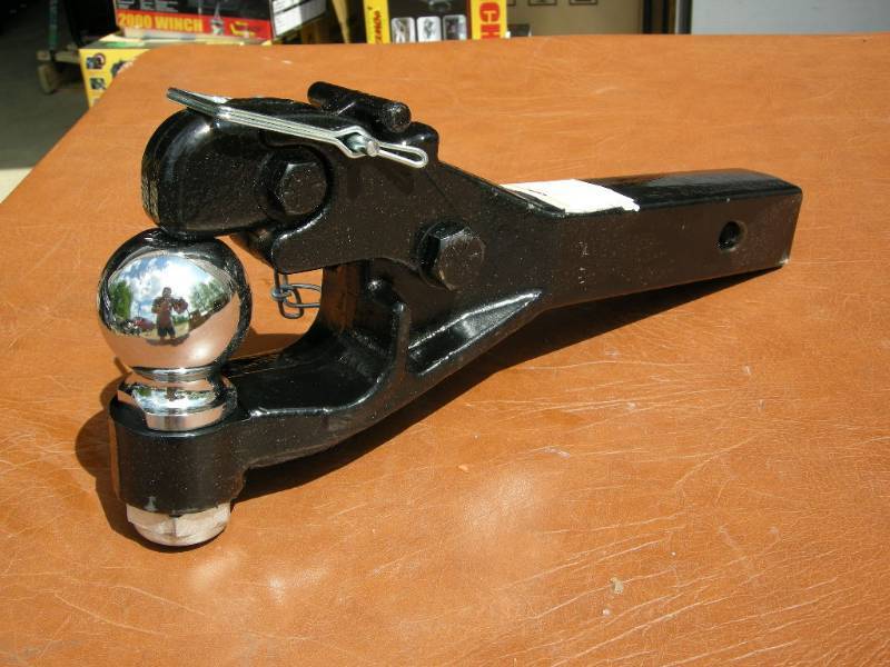Pintel Style Plate Mount Hitch