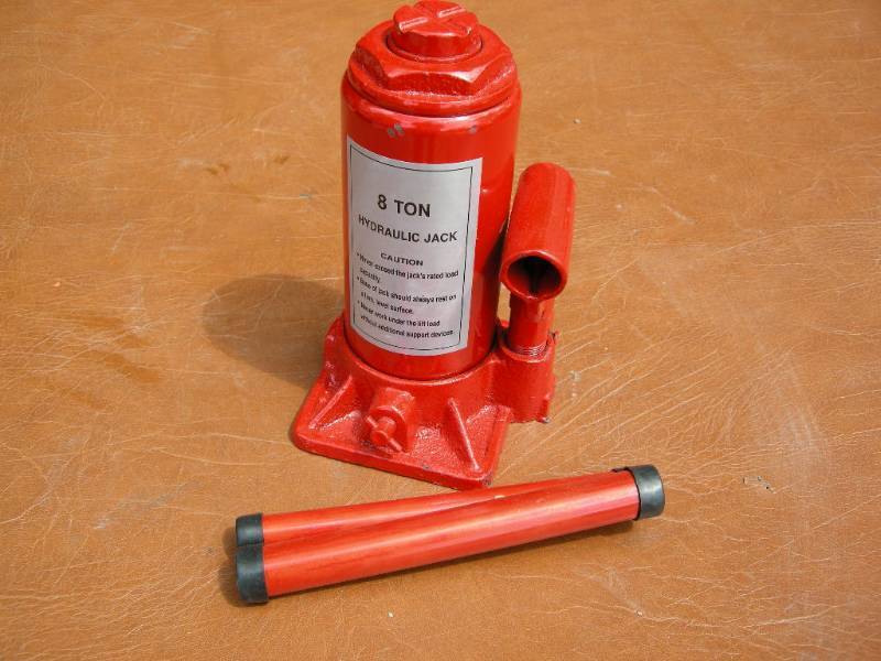 8 Ton Hydraulic Bottle Jack