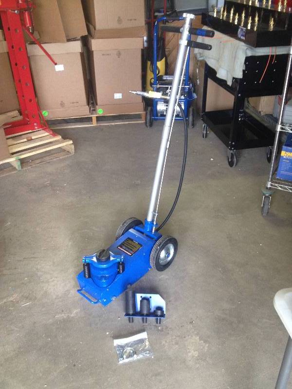 22 Ton AirHydraulic Bottle Jack