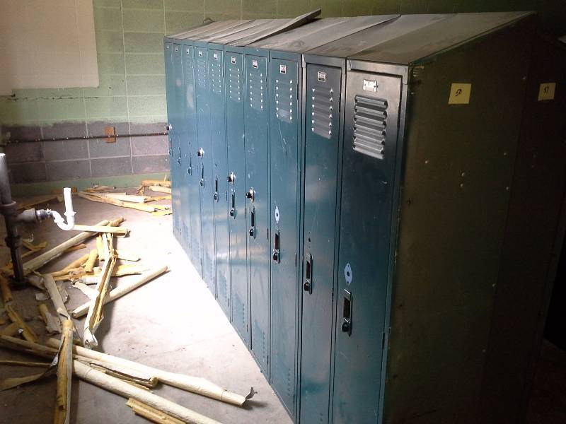 Lockers(10)