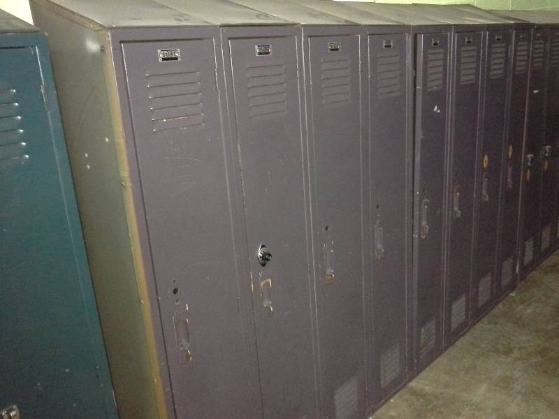 Lockers(8)