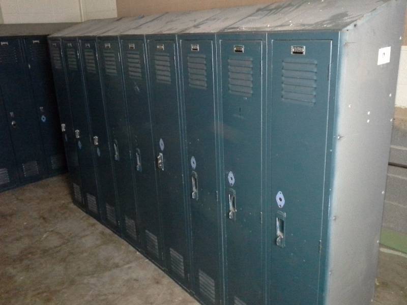 Lockers(9)
