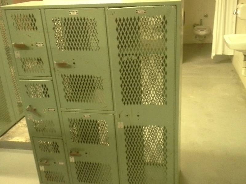 Gym Locker(3 Vertical Sets, 6 Total)
