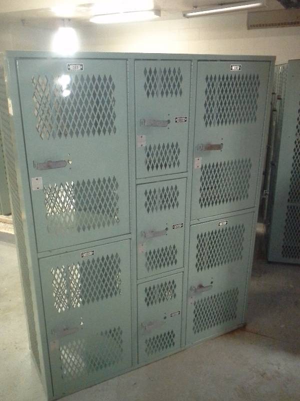Gym Locker(3 Vertical Sets, 7 Total)