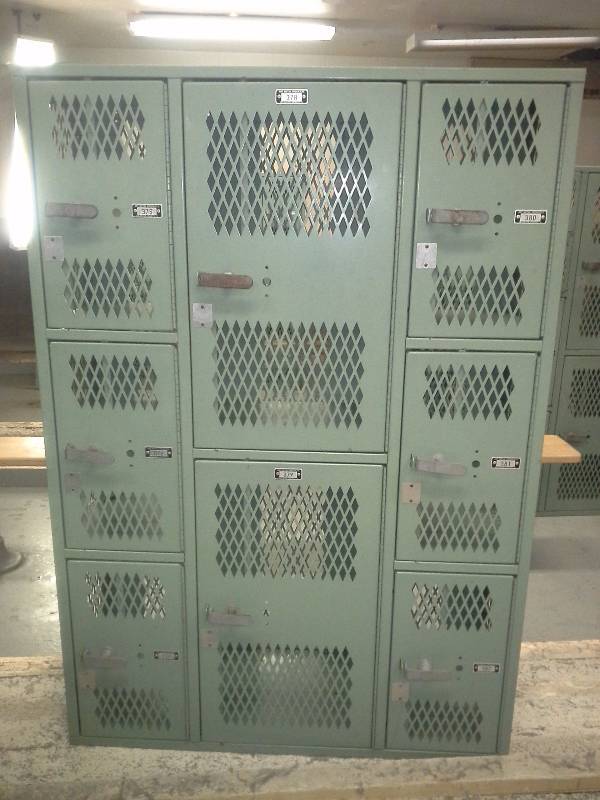 Gym Locker(3 Vertical Sets, 7 Total)