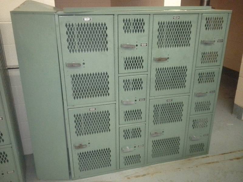 Gym Locker(4 Vertical Sets, 8 Total)