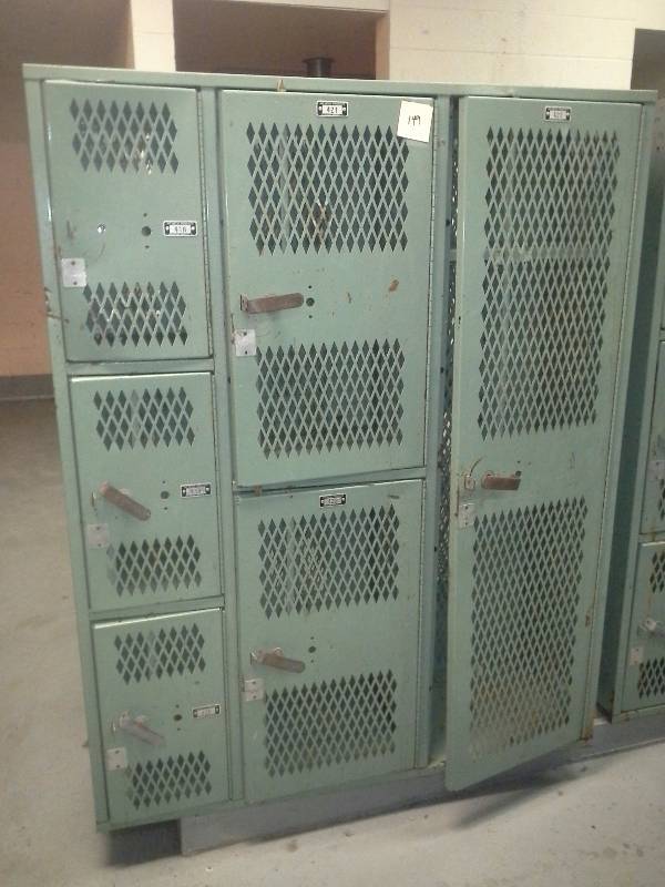 Gym Locker(3 Vertical Sets, 6 Total)
