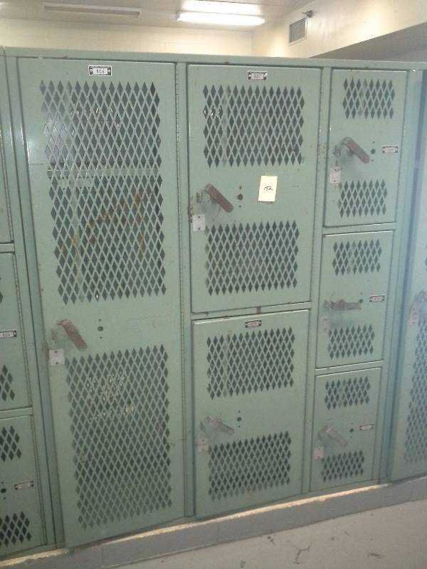 Gym Locker(3 Vertical Sets, 6 Total)