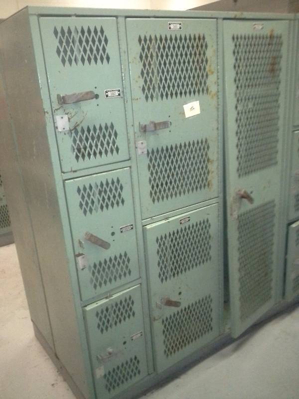 Gym Locker(3 Vertical Sets, 6 Total)