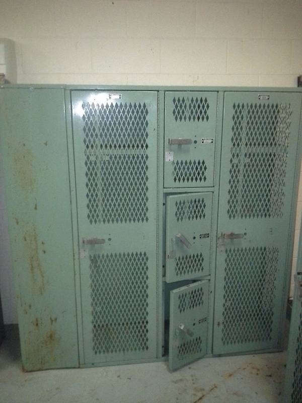 Gym Locker(3 Vertical Sets, 5 Total)