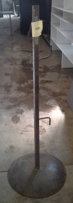 Metal Cord Stand