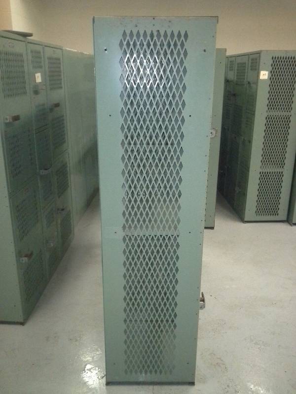 Gym Locker(4 Vertical Sets, 8 Total)