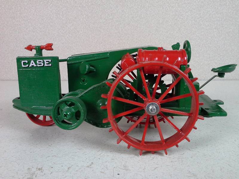 Case Replica Tractor