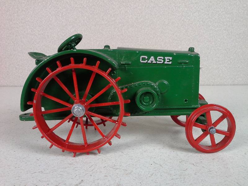 Case Replica Tractor