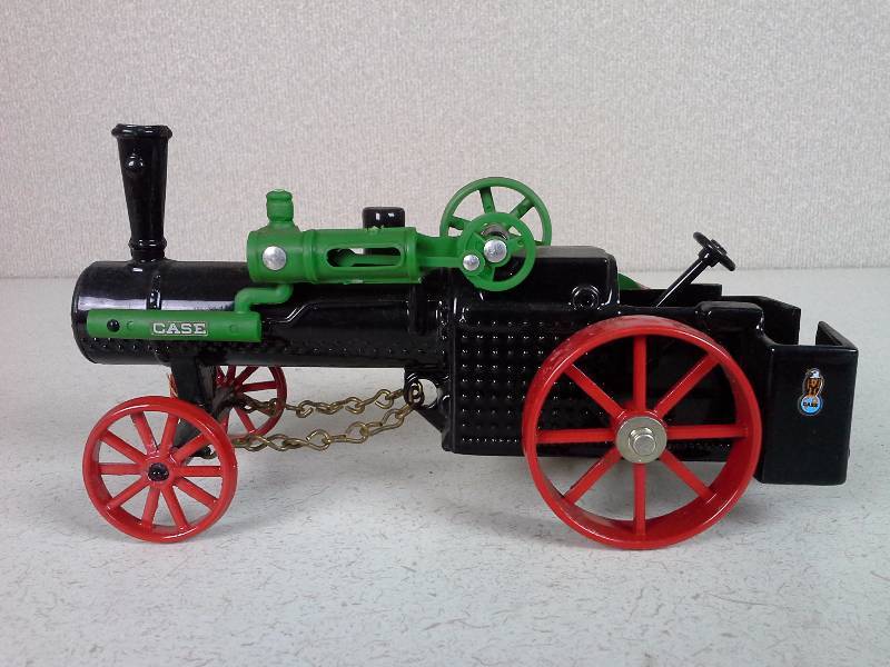Case Replica Tractor