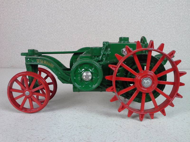 International Harvester Mogul 8-16 Replica Tractor