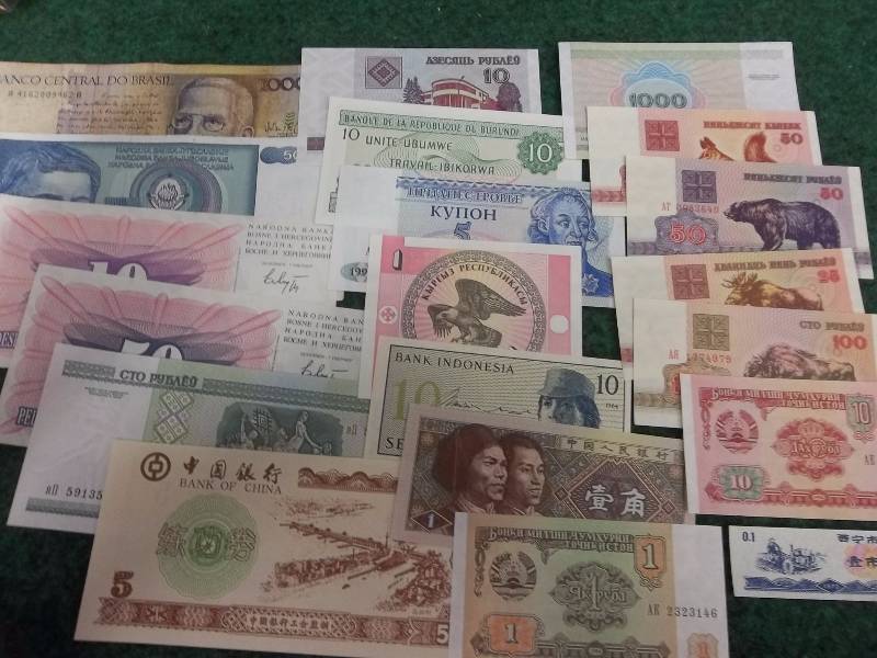 40 Different Foreign Bills