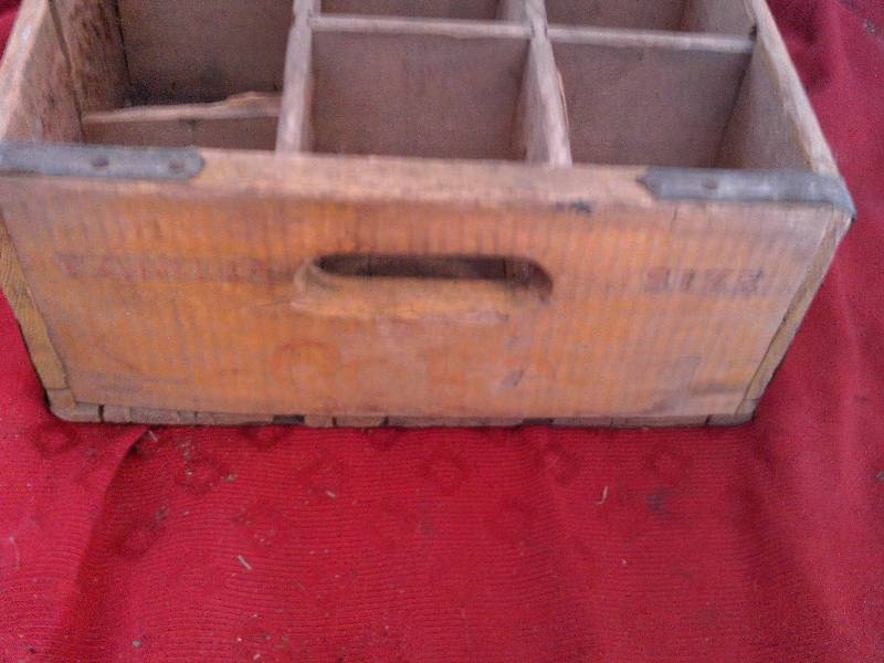 VINTAGE COCA COLA BOTTLE WOOD CRATE
