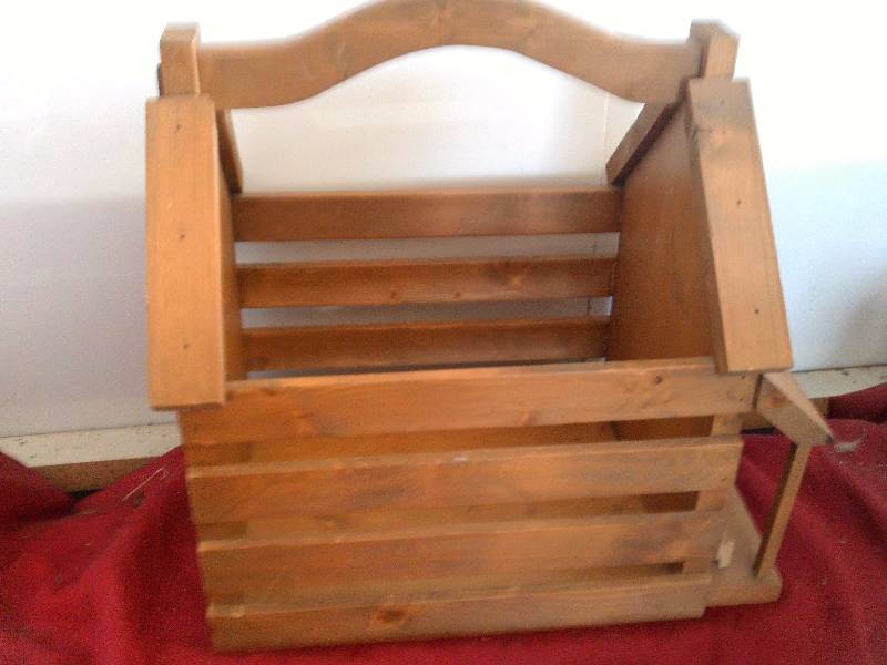 ANTIQUES BOX