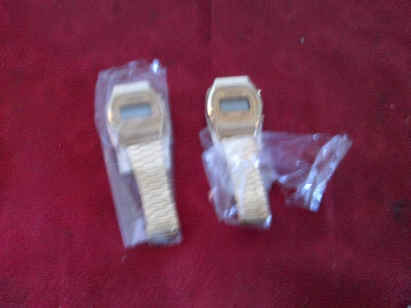 2 MENS CONTINA WATCHES