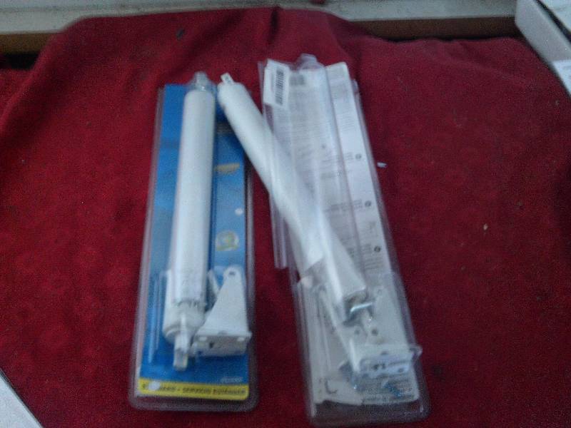2 NEW DOOR PLUNGERS