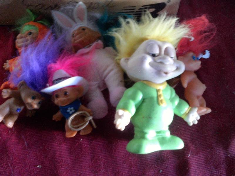 COLLECTIBLE GNOMES
