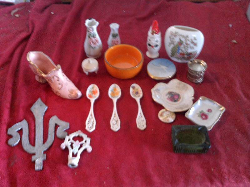 VINTAGE GLASSWEAR