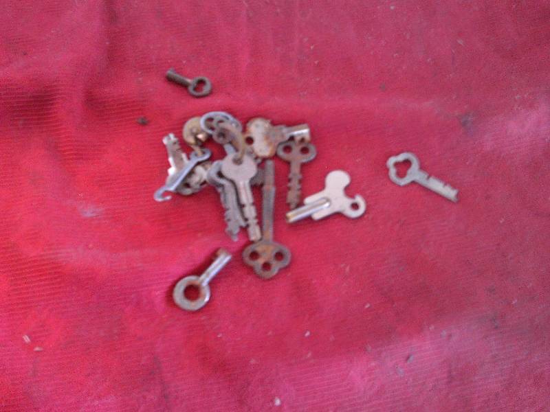 COLLECTIBLE KEYS