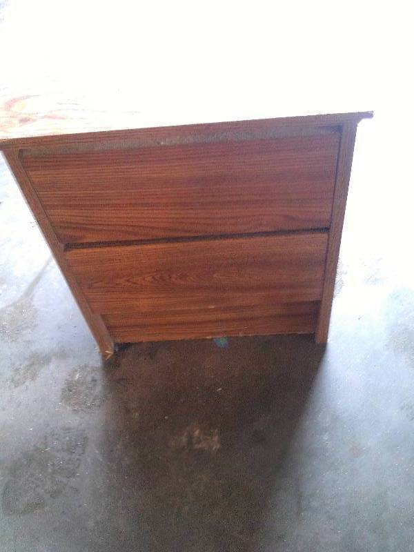 NIGHT STAND
