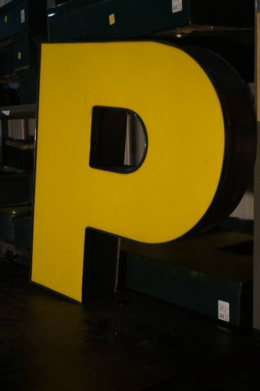 LED Lighted Letter