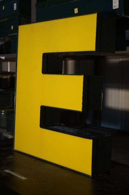 LED Lighted Letter