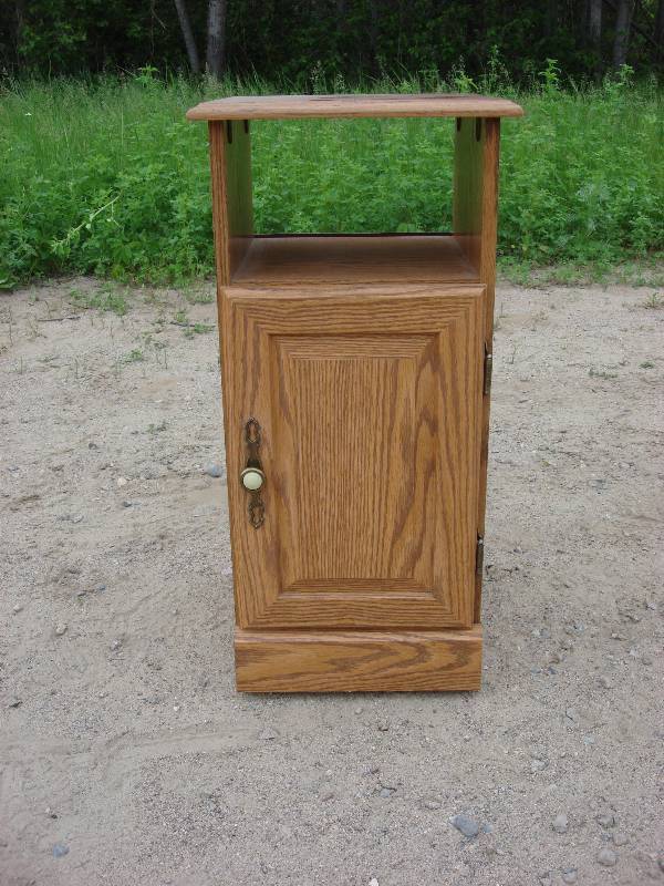 lot 23 image: telephone stand