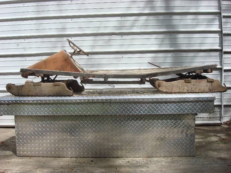lot 25 image: bobsled