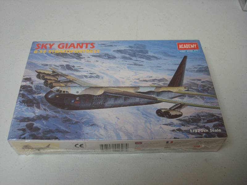 Academy Sky Giants B-52 Model Airplane, New, ...