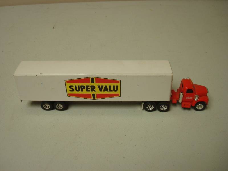 Retro SuperValue Semi-Truck, Has Chimney Brok...