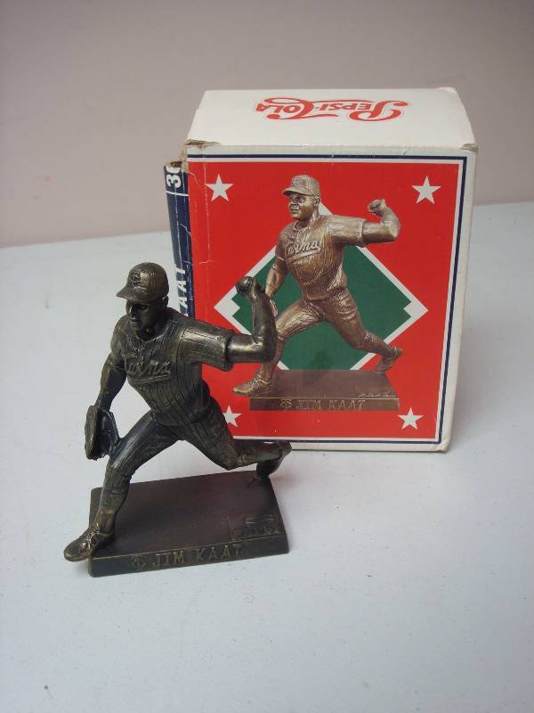 Minnesota Twins Jim Kaat&nbspStatue Figure, ...