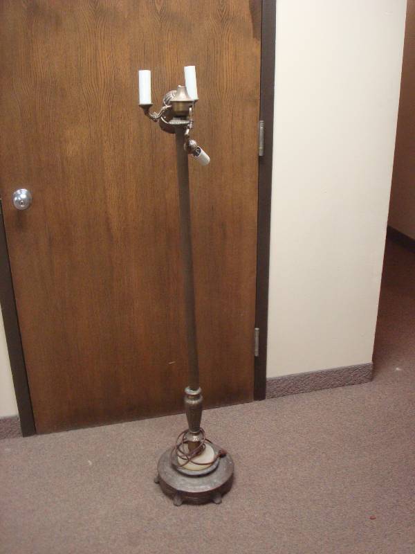 Metal Standing Lamp, Has Broke Parts...
