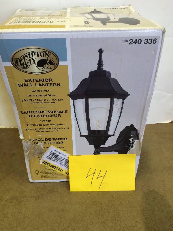 Hampton Bay Exterior Wall Lantern New