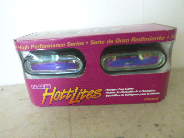 lot 22 image: Blazer Hot Lites Halogen Fog Lights