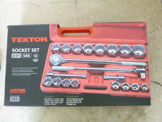 lot 41 image: Tekton 34 Socket Set
