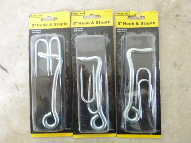lot 70 image: 3 Project Pro Hook and Staples