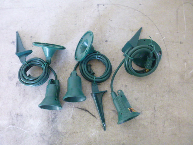lot 93 image: 3 Landscape Lights