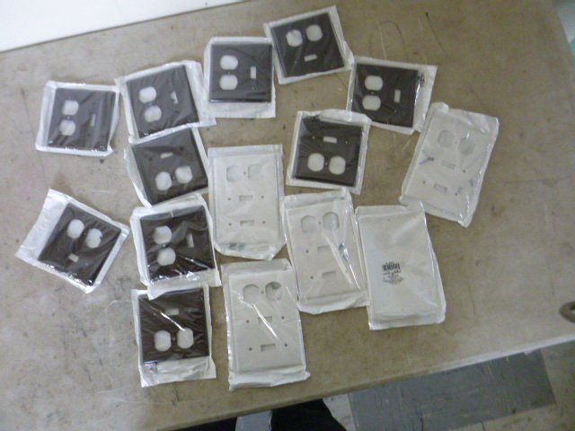 lot 94 image: Miscellaneous Wall Plates