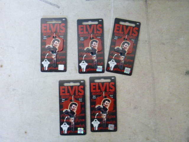 lot 147 image: 5 Elvis House Key Blanks